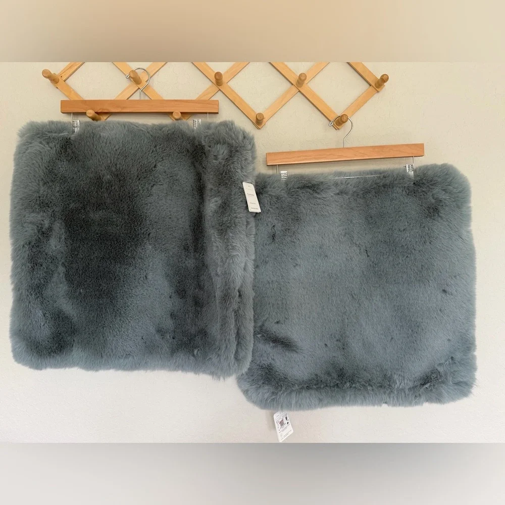 Pottery Barn Faux Fur Mink Pillow Covers 2 NWT